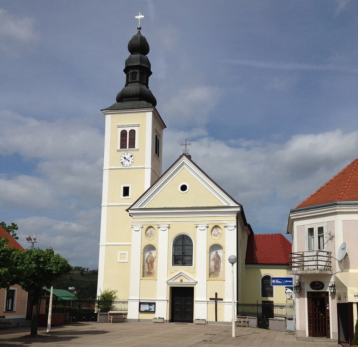 Kirche zum heiligen kreuz sveti kriz zacretje