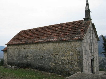 Kirche des hl petrus dusina