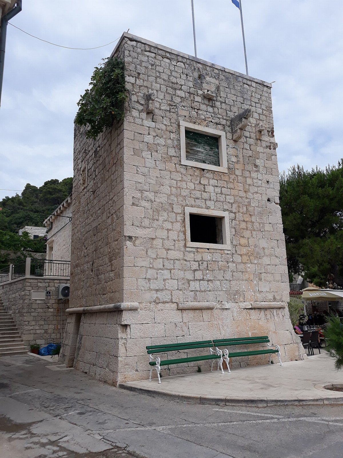 Turm akvila aquilla pucisca