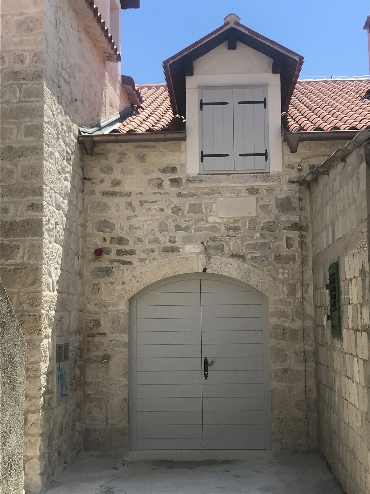 Abtissinnenhaus im kastilac kastel gomilica